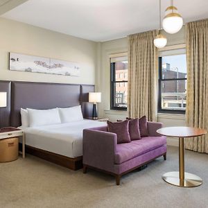 Hotel Savoy Kansas City, Tapestry Collection By Hilton